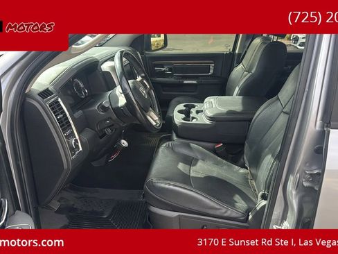 Used 2019 RAM 1500 Laramie RWD image 9