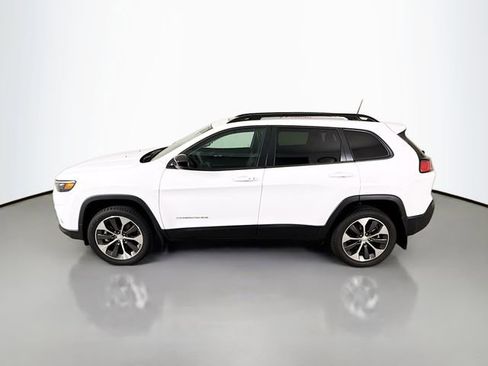 Used 2022 Jeep Cherokee Limited w/ Elite Package image 4