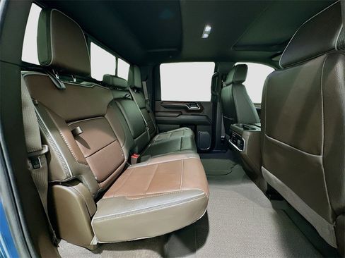 Used 2024 GMC Sierra 2500 Denali w/ Denali Reserve Package image 29