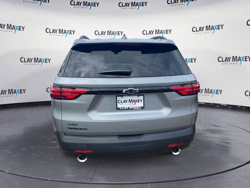 Used 2023 Chevrolet Traverse LS w/ Midnight/Sport Edition FWD image 4