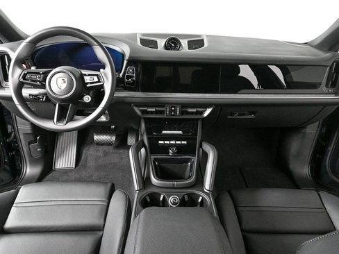 Used 2026 Porsche Cayenne Coupe AWD/4WD image 20
