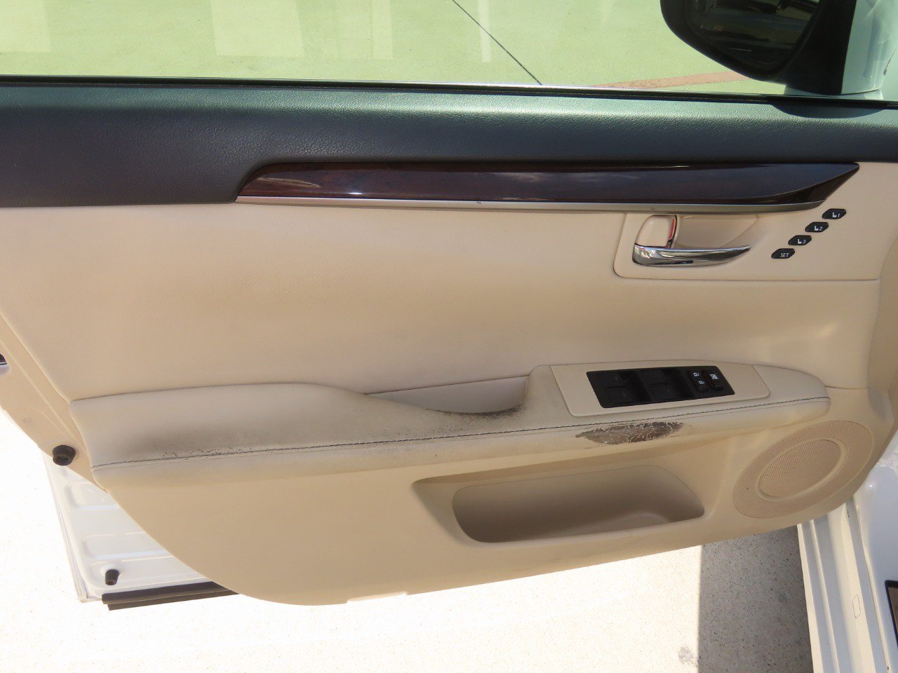 Used 2013 Lexus ES 350 w/ Premium Pkg FWD image 23