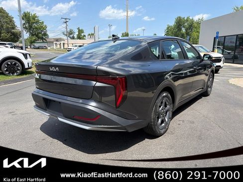 New 2026 Kia K4 FWD image 8