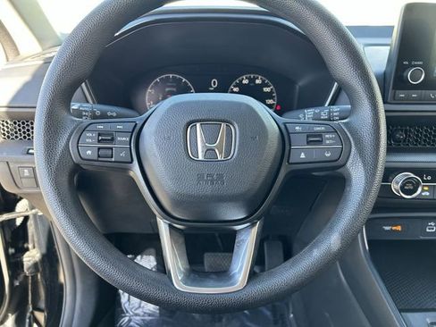 Used 2025 Honda CR-V LX image 24