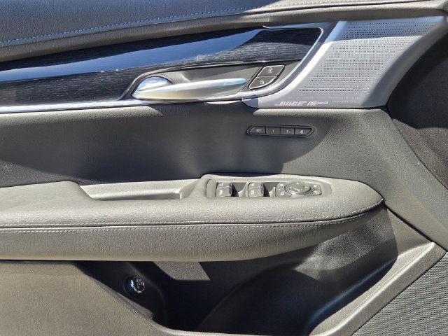 New 2026 Cadillac XT5 Premium Luxury w/ Driver Assist Package FWD image 18