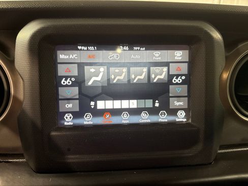 Used 2021 Jeep Wrangler Unlimited Sport AWD/4WD image 27