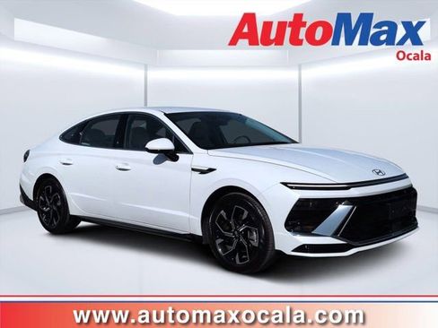Used 2025 Hyundai Sonata SEL FWD image 1