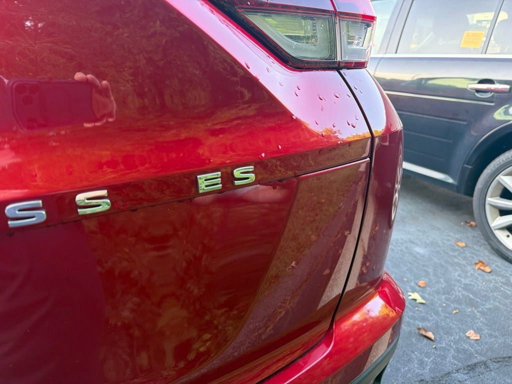 Used 2022 Mitsubishi Eclipse Cross ES AWD/4WD image 6