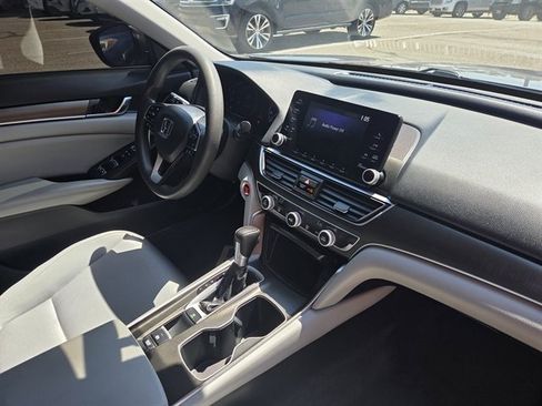 Used 2019 Honda Accord LX image 7