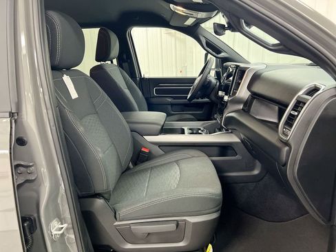 New 2026 RAM 3500 Big Horn AWD/4WD image 17