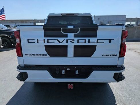 Used 2021 Chevrolet Silverado 1500 Custom w/ Rally Edition image 4