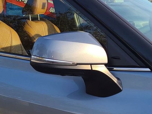 Used 2021 Toyota Highlander Platinum image 18