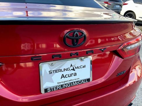 Used 2021 Toyota Camry XSE image 29