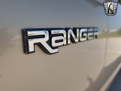 Used 2002 Ford Ranger 2WD Regular Cab image 12