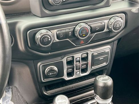 Certified 2018 Jeep Wrangler Unlimited Sport S image 15