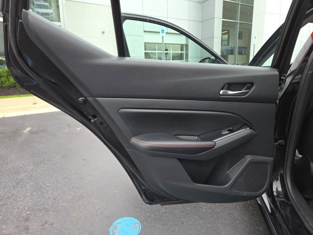 Used 2024 Nissan Altima 2.5 SR FWD image 13