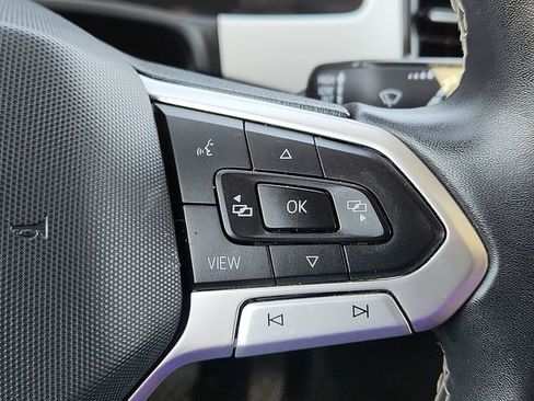 Used 2022 Volkswagen Atlas SE image 19