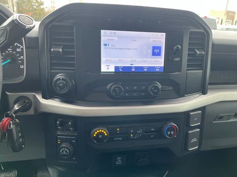 Used 2022 Ford F150 XL w/ Trailer Tow Package image 11