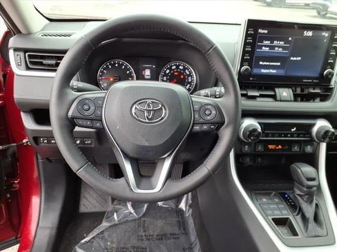 Certified 2022 Toyota RAV4 XLE image 12