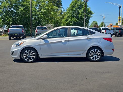 Used 2017 Hyundai Accent Value Edition FWD image 6