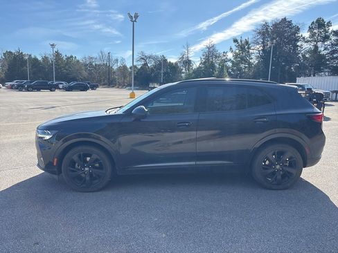 Used 2022 Buick Envision Essence w/ Sport Touring Package image 4