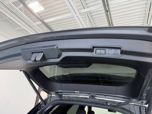 Used 2022 Ford Explorer ST w/ Equipment Group 401A AWD/4WD image 35