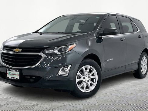Used 2019 Chevrolet Equinox LT image 3