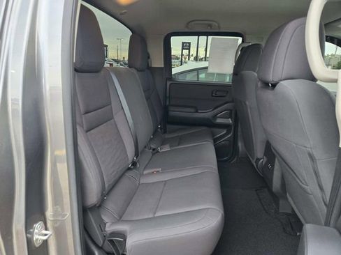 Used 2024 Nissan Frontier S w/ Technology Package AWD/4WD image 12