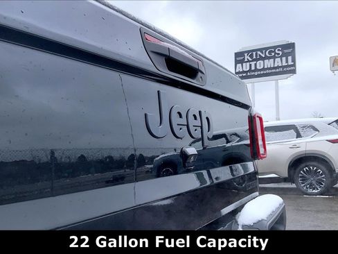 Used 2020 Jeep Gladiator Sport w/ Quick Order Package 24S image 32