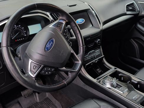 Used 2019 Ford Edge SEL w/ Equipment Group 201A AWD/4WD image 11