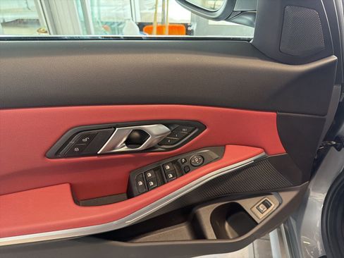 Used 2025 BMW 330i xDrive Sedan w/ M Sport Package image 16