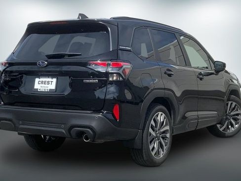 Used 2025 Subaru Forester Touring w/ Popular Package - Touring AWD/4WD image 12