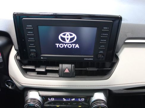 Used 2022 Toyota RAV4 XLE w/ Convenience Package AWD/4WD image 26