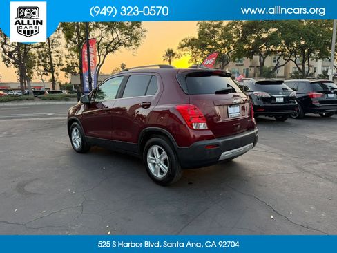 Used 2016 Chevrolet Trax LT FWD image 6