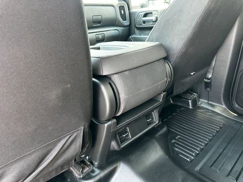 Used 2024 GMC Sierra 3500 Pro w/ Convenience Package image 35