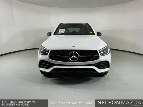 Used 2022 Mercedes-Benz GLC 300 4MATIC image 2