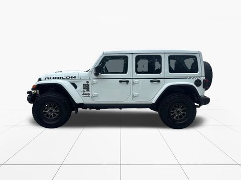 Used 2022 Jeep Wrangler Unlimited Rubicon AWD/4WD image 4