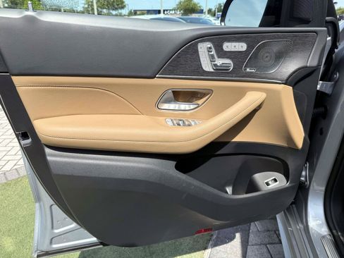 Certified 2026 Mercedes-Benz GLS 450 4MATIC image 19