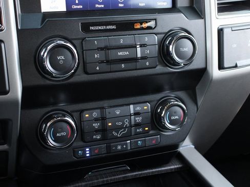 Used 2021 Ford F250 Lariat AWD/4WD image 41