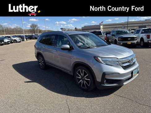 Used 2020 Honda Pilot Touring image 1
