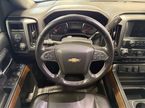 Used 2018 Chevrolet Silverado 1500 LTZ w/ Sport Package image 17