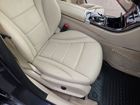 Used 2016 Mercedes-Benz C 300 4MATIC Sedan image 62