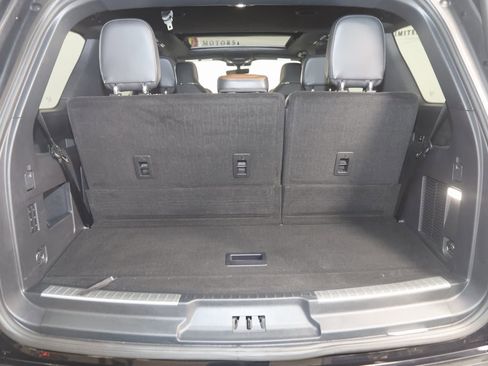 Used 2023 Lincoln Navigator Reserve image 54