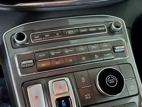 Certified 2023 Hyundai Santa Fe SEL w/ Cargo Package image 17