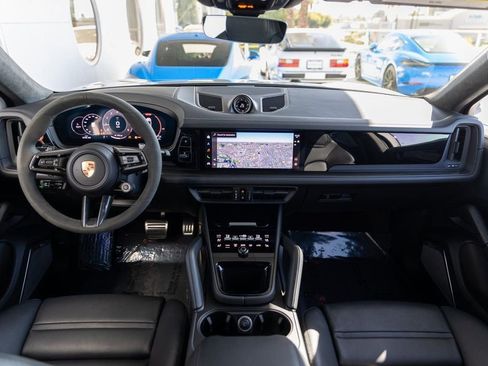 Certified 2025 Porsche Cayenne GTS image 19