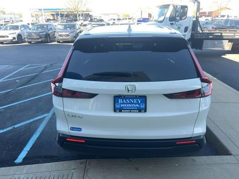New 2026 Honda CR-V LX image 4