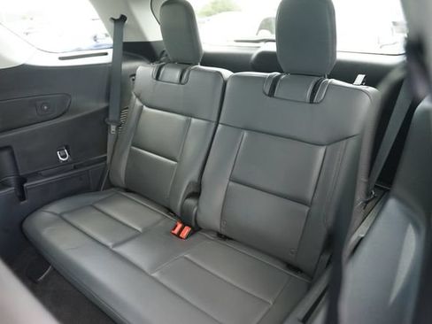 Used 2026 Ford Explorer Active RWD image 14