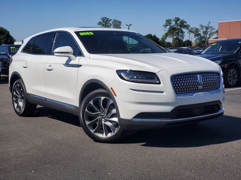 Used 2023 Lincoln Nautilus Reserve AWD/4WD image 35