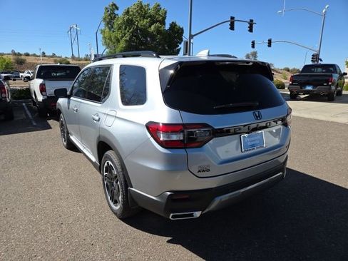 New 2026 Honda Pilot image 4