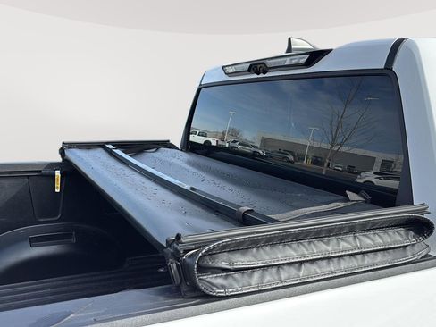 Used 2024 Toyota Tundra Limited AWD/4WD image 21